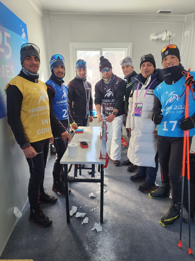 Indian manager Rajeev Dhingra with the men's cross country team.