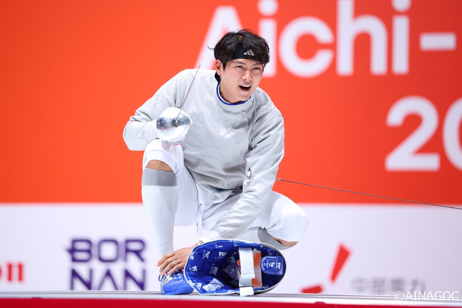 Oh underlines his class with individual sabre title