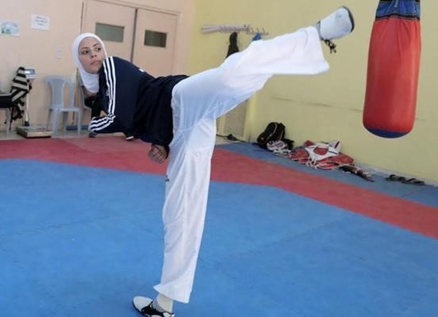 Jordan's taekwondo star and 2018 Asian Games gold medallist Julyana Al Sadeq at a training session. © MENAFN.com