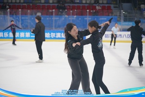 Harbin Figure Skating Camp moving to the music thanks to choreographer Kim