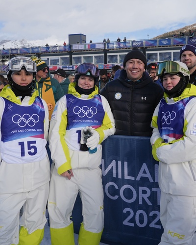 Kazakhstan NOC President Golovkin on hand to support freestyle skiers