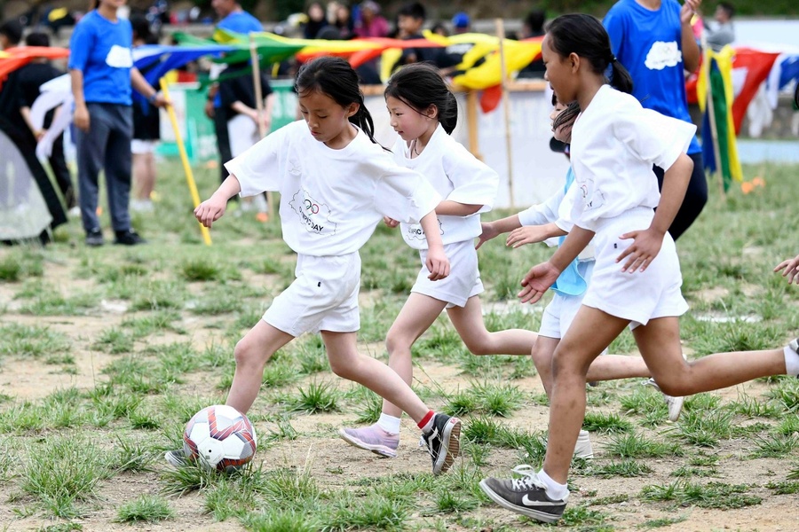 Bhutan Olympic Committee puts a lot of emphasis on introducing children to sport. Here is some football action from Olympic Day.