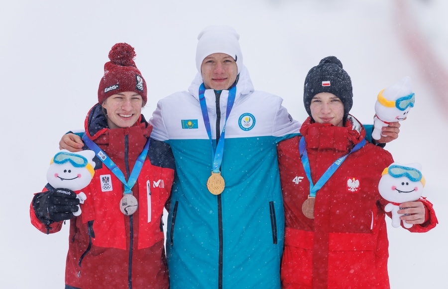 Kazakhstan’s Mizernykh shocks Euro ski jump powers to take men's normal hill gold