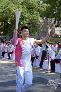Hangzhou Asian Games Torch Relay continues through Huzhou