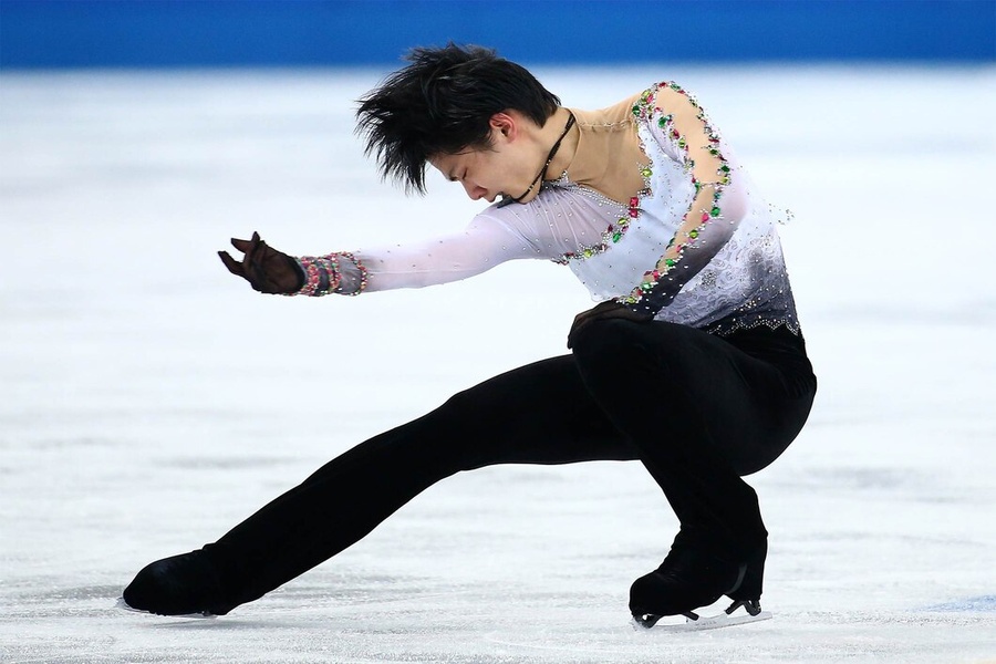 Japan’s Yuzuru Hanyu skates to his first Olympic title in 2014. © Getty Images