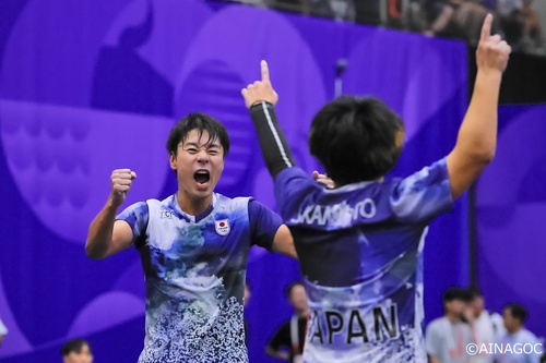 Japan's mixed doubles teqball team give fans plenty to cheer about