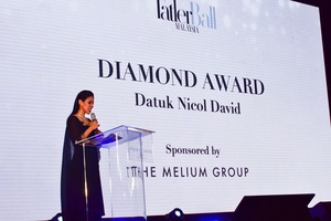 Squash legend Nicol David receives Diamond Award for lifetime achievements