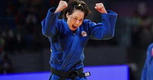 Lien Chen-Ling beats defending champion Tamaoki for judo gold