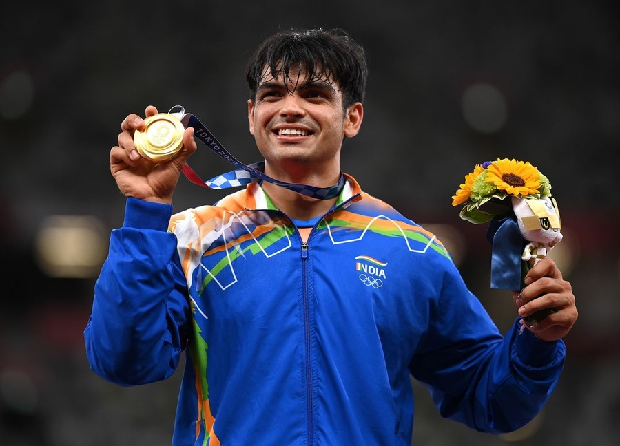 Neeraj Chopra won India’s first gold medal in athletics at the Olympic Games on “Super Saturday”. © Athlete365