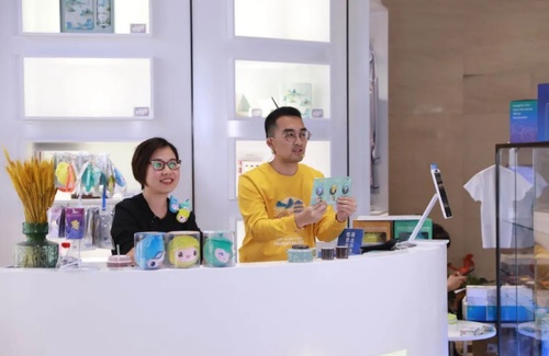 Hangzhou 2022 promotes Asian Games merchandise