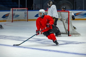 Manila teenager Jared Nery dreams of NHL at OCA youth camp