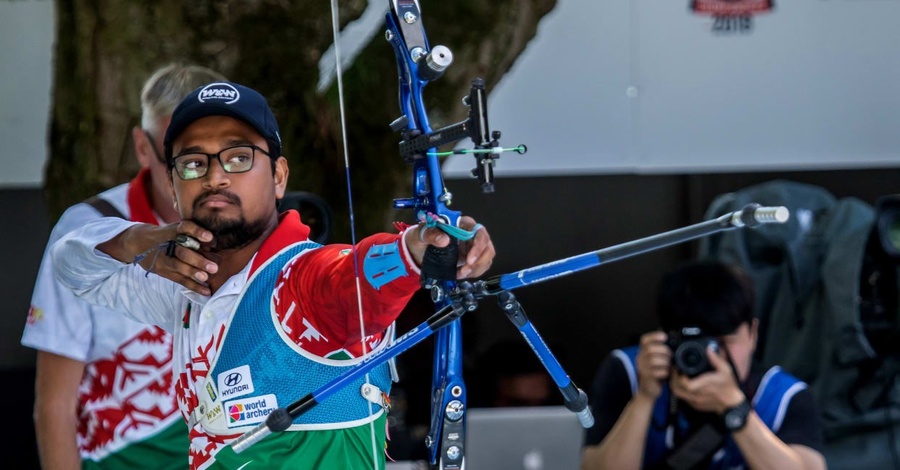 Ruman Shana takes aim at the 2019 World Archery Championships. © Getty Images