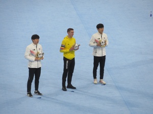 Korea wins two medals on last day of speed skating