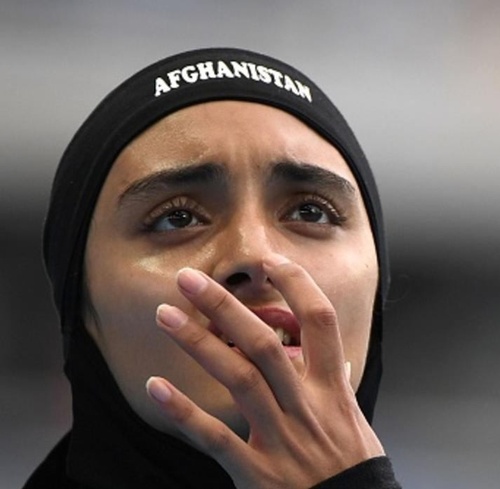 Afghan sprinter Kimia sets national record at Tokyo 2020