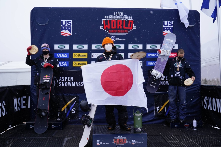 Japan's Yuto Totsuka celebrates his victory in the men’s snowboard halfpipe at Aspen, Colorado, on Saturday, March 13. © Reuters