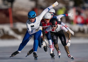 Japanese speed skaters win gold, silver in mixed NOC team event at Winter YOG