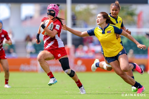 Japan, China top groups in women's rugby sevens
