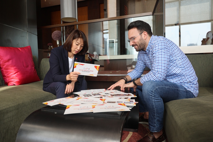 Be Prepared: Mikako Kotani with Tony Tarraf, OCA Head of Athletes Development Department and Special Projects, on the eve of the Athletes Forum in Bangkok. © OCA