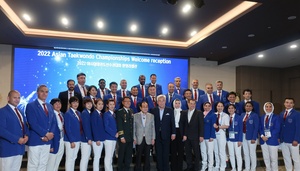 Afghanistan IOC member Samira Asghari meets taekwondo leaders in Korea