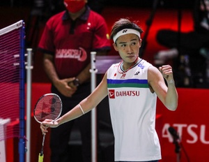 Injured World No. 2 Momota withdraws from badminton world championships