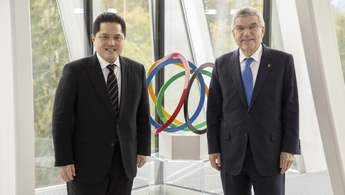 IOC President welcomes Erick Thohir to Olympic House