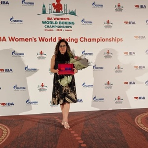 Indonesian women and sport pioneer receives international boxing award