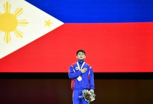 Yulo becomes first Filipino to be crowned world gymnastics champion