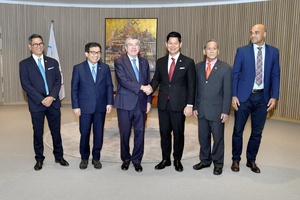 Indonesia NOC delegation visits IOC HQ