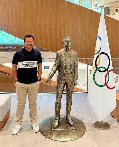 NOC Cambodia congratulates cycling coach on international certification