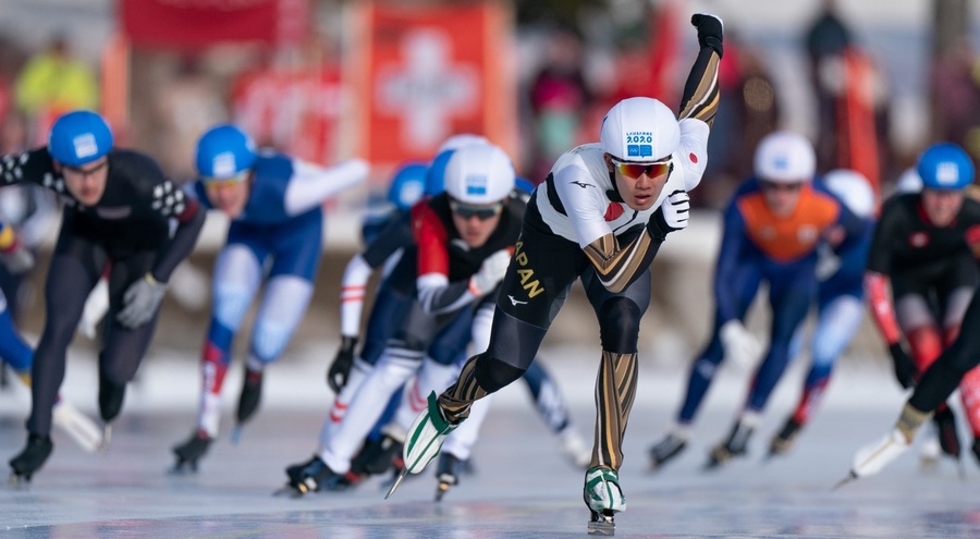 Motonaga Arito of Japan gets away in the mass start. © Thomas Lovelock for OISphotos.com