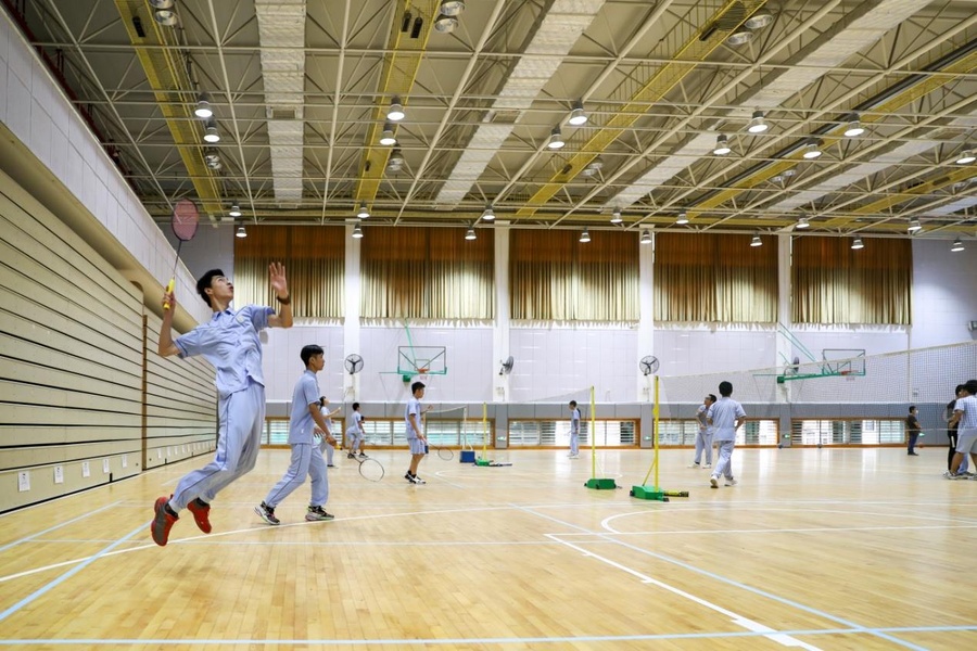Guangdong Shantou Overseas Chinese Middle School Badminton Hall