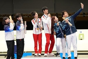 China’s teenage hotshots beat Korea to take 10m air rifle mixed team gold