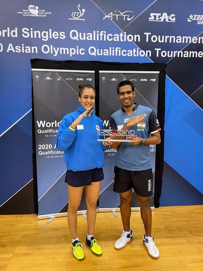 Manika Batra and Sharath Kamal pose after winning the mixed doubles event in Doha.© Manika Batra/Facebook