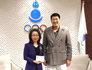 Mongolia NOC President welcomes Chinese Ambassador to Olympic House