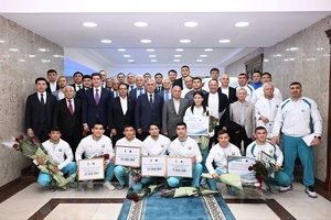 Uzbek national wrestlers recognised for medal glory at Asian Championships