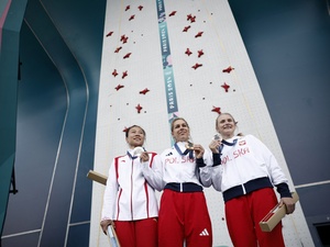 China’s Deng speeds to silver in women’s sport climbing, Indonesians miss out