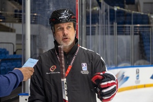 Small is big in ice hockey, says OCA youth camp's Canadian coach