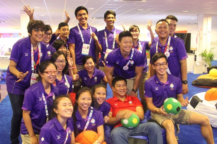 Volunteers at the SEA Games in 2015 - a legacy of the Singapore 2010 YOG. © SNOC