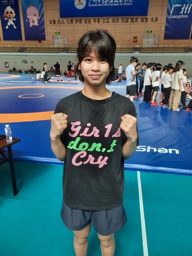 Girls don’t cry – especially in women’s wrestling