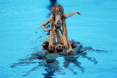 China completes golden hat-trick in team events at Singapore 2025