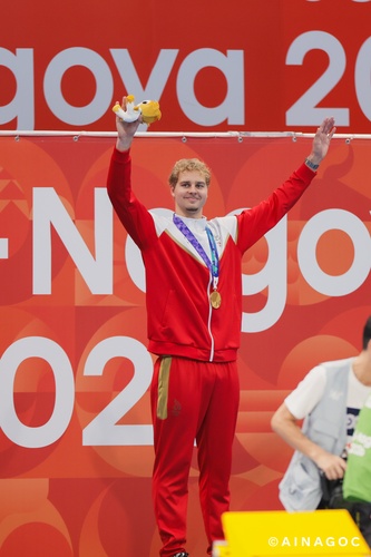 More than a gold medal: Arkhangelskiy finds relief in the pool