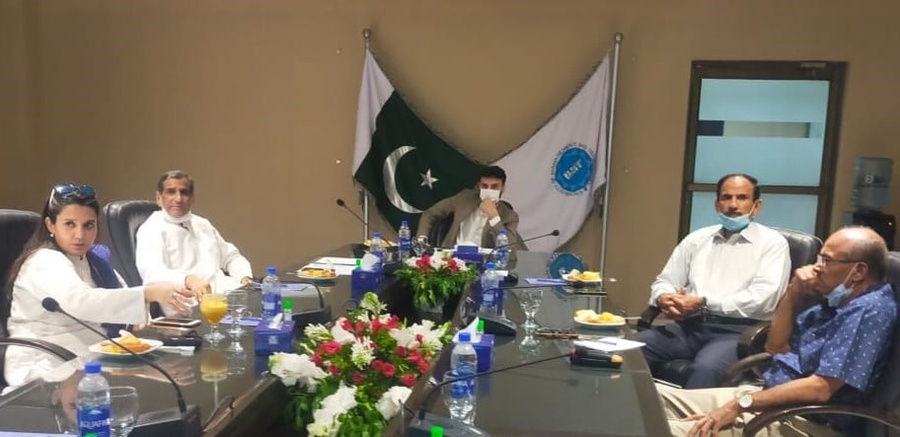 Ibrahim Hasan Murad chairs the meeting. © POA