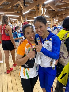Indian sports hero Mary Kom embraces Tokyo 2020 silver medallist Mirabai Chanu