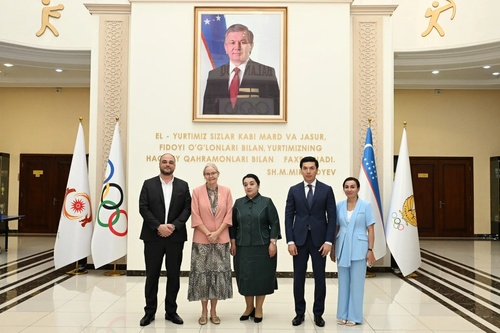 ITTF President Petra Sorling welcomed by Uzbekistan NOC leadership