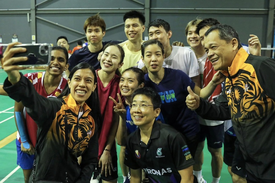 Qolda orgazmga olib kelgan jinsiy aloqa video