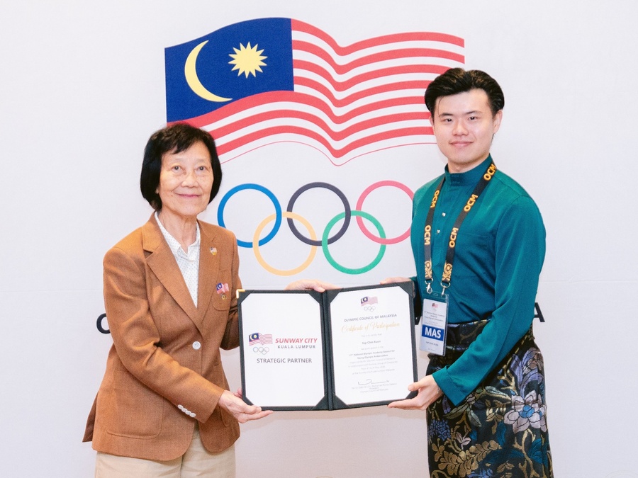 OCM presents certificates to 38 young Olympic ambassadors