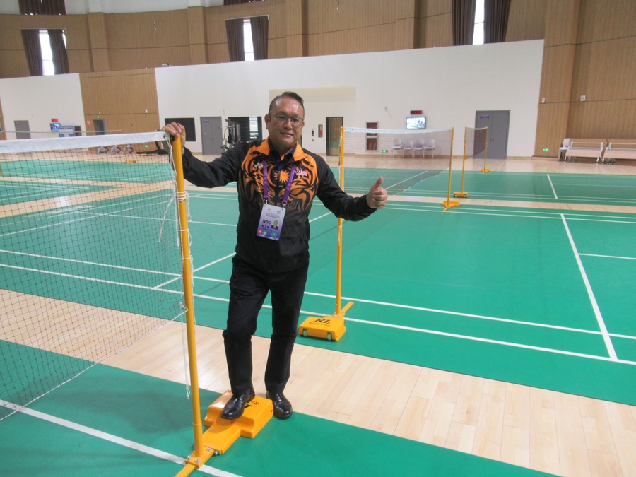 Dato’ Chong Kim Fatt at the badminton venue.