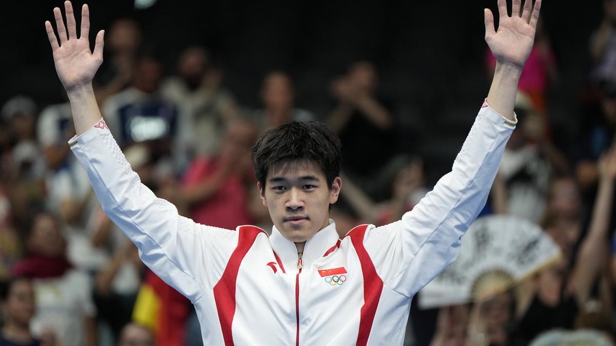 Pan Zhanle broke his own world record in the men’s 100m freestyle at Paris 2024. (Photo: AP)