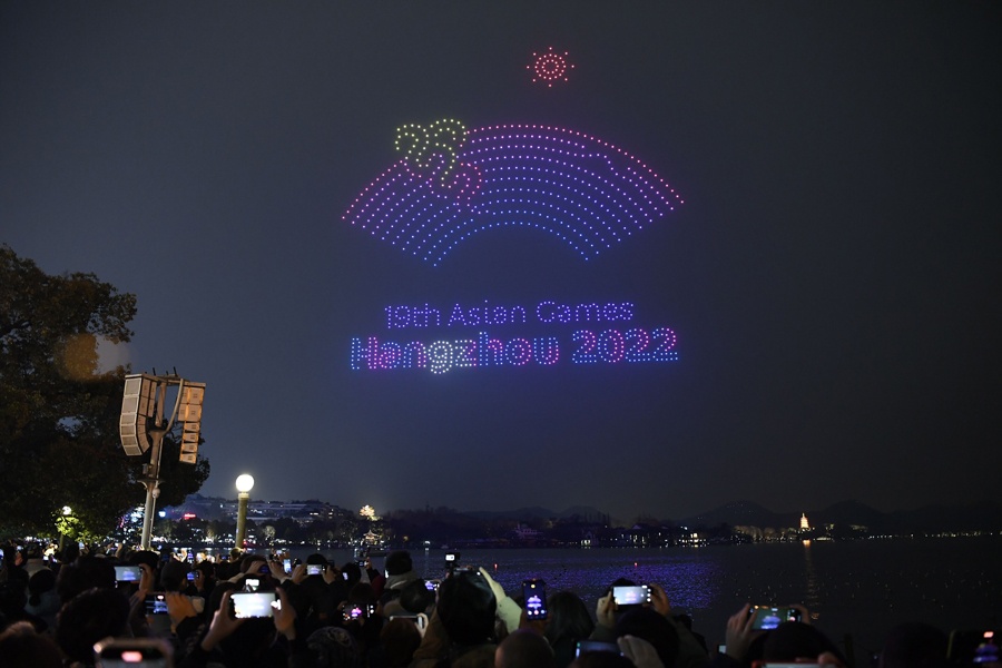 Spectacular drone show lights up West Lake in 200-day countdown to Hangzhou Asian Games