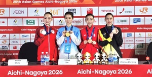 Xin Tong claims gold for China in women's wushu
